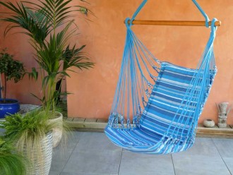 fauteuil hamac bleu clair