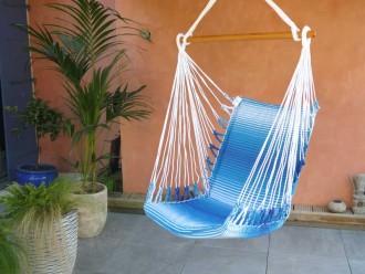 fauteuil hamac bleu blanc