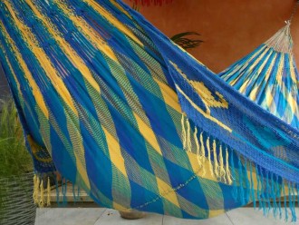 WAYUU Turquoise, bleu roi, jaune.