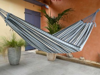 hamac carreau bleu noir