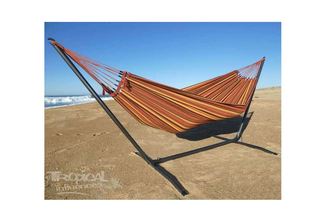 hamac marron sur support