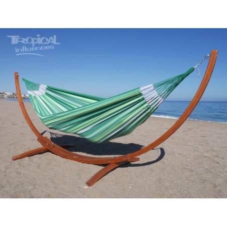 hamac avec son support en bois