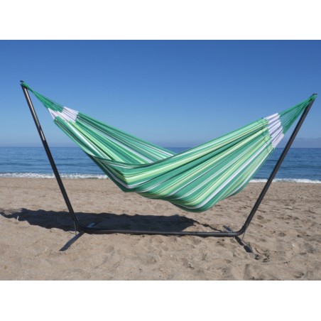 hamac vert sur pied