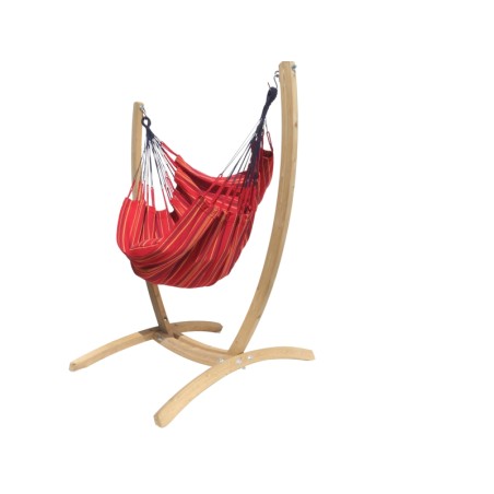 Hamac chaise rouge avec son pied en bois en fond blanc