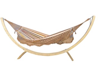 Maya King with Tambora hammock