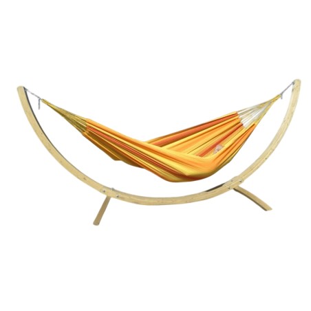 Hamac XL multicolore orange avec support en bois sur fond blanc