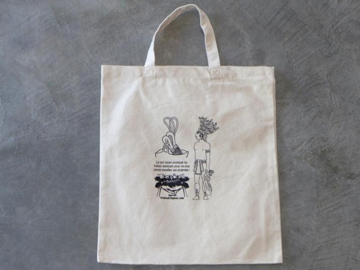Sac pour hamac mexicain sur fond blanc