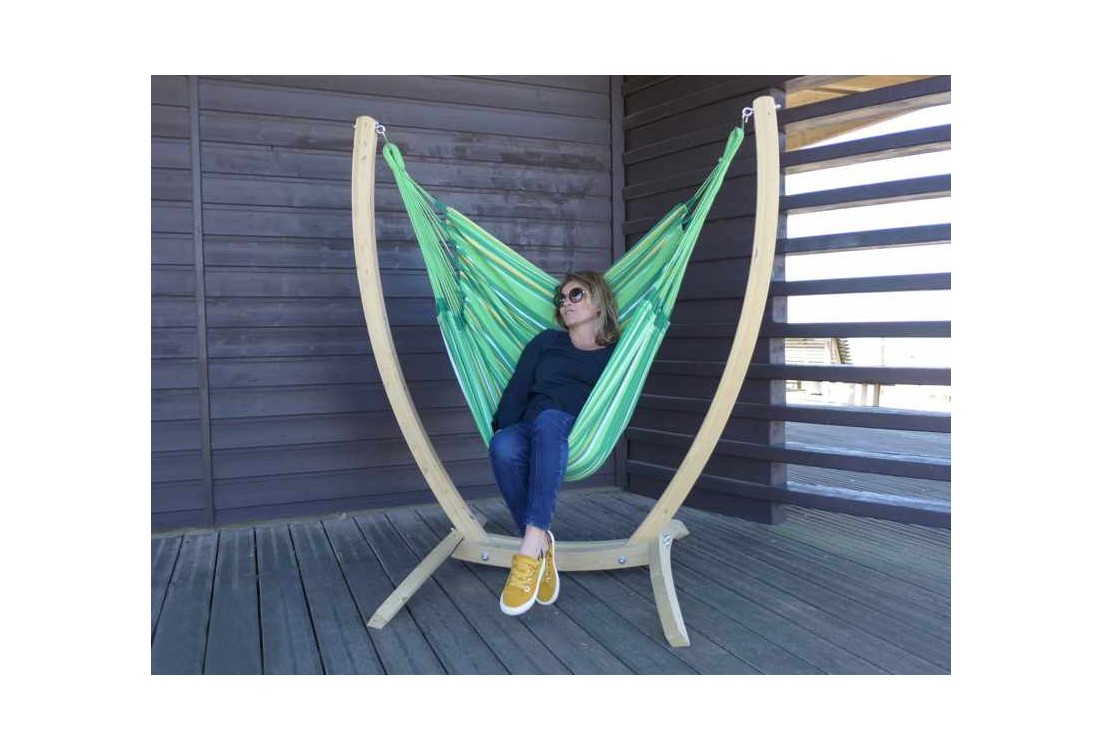 Chaise hamac vert avec support bois