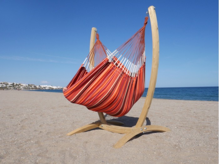 Hamac chaise XXL orange sur pied