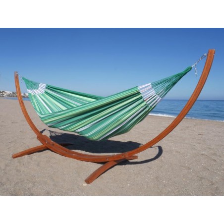 hamac avec son support en bois