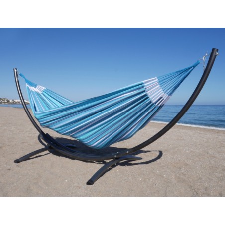 hamac bleu sur pied