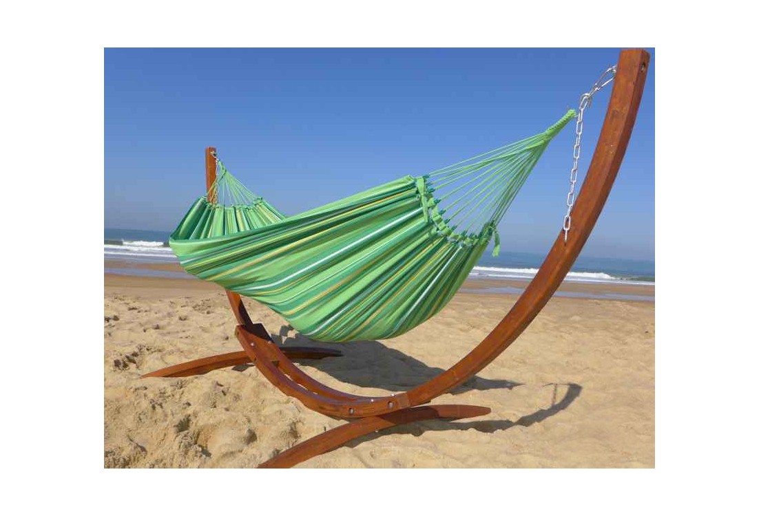 Hamac sur pied vert