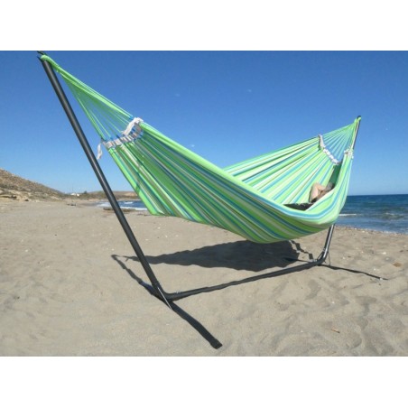 Hamac vert sur pied metal
