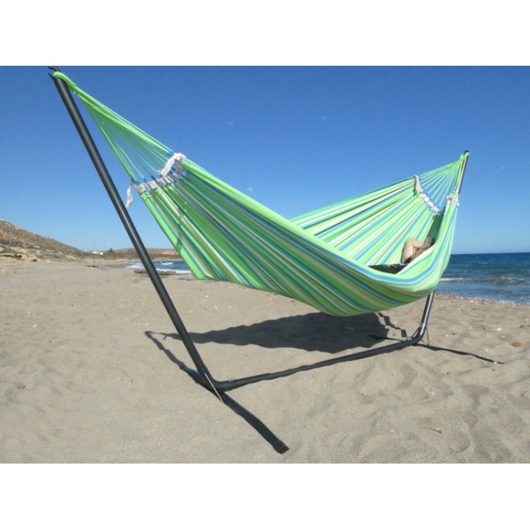 Hamac vert sur pied metal