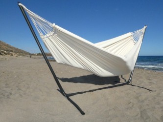 hamac familial ecru sur support