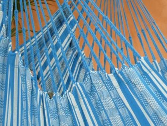 photo des cordes d'un hamac chaise  bleu