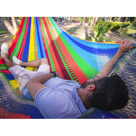 Homme dans hamac mexicain Maya XXL