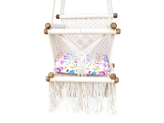 Macramé baby hammock in ecru