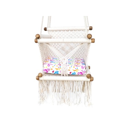 Hamac bébé macramé écru avec coussin sur fond blanc