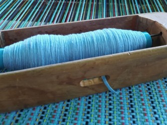 Hamac vénézuélien tissé sur un métier artisanal traditionnel