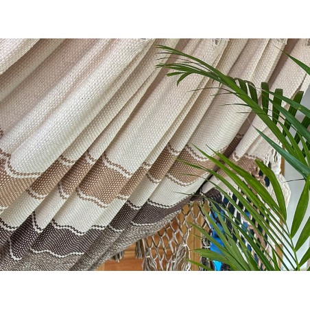 Détail des plis du tissu en coton, épais et doux, tissé selon la tradition vénézuélienne