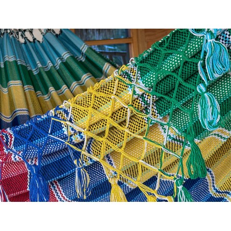 Finitions soignées du hamac vénézuélien, nouées à la main pour une solidité optimale