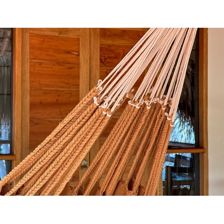 Plan détaillé des cordes d'un hamac colombien de couleur ocre