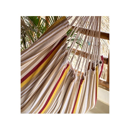 Hamac chaise colombien XL vide suspendu, textile rayé en coton recyclé ocre et beige