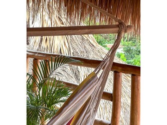 Hamac chaise XXL vide suspendu, design artisanal colombien, rayures naturelles