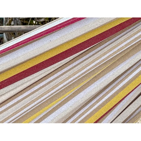 Tissu à rayures beige, grenat, ocre et blanc