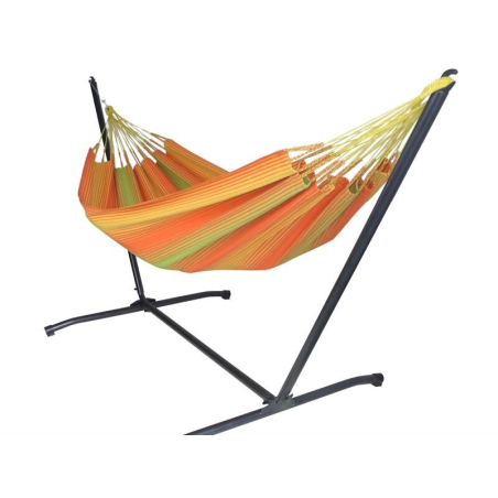 Hamac multicolore orange et vert avec support métallique noir sur fond blanc