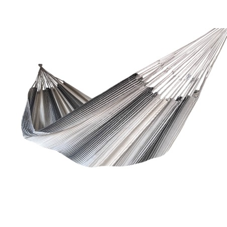 Hamac double gris et noir en coton recyclé, fabriqué à la main en Colombie – design élégant et durable.