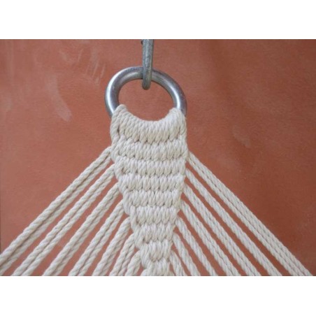 Zoom sur le tissage du hamac Nicaragua L ecru