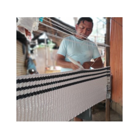 Artisans nicaraguayens du Nicaragua, fabriquant des hamacs