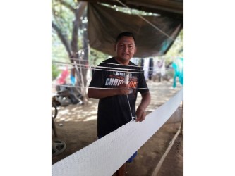 Artisan fabriquant un hamac nicaraguayen