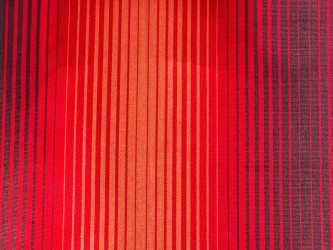 Zoom toile de hamac à rayures rouges