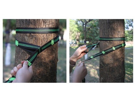 Processus d'installation du hamac entre deux arbres