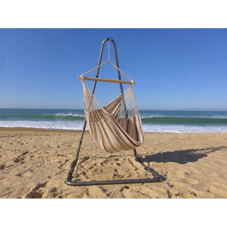 Hamac chaise avec support Elisa XL Soledad au bord de la mer