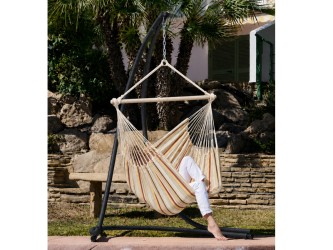 Hamac Chaise Elisa XL sur pied Lunatta dans un jardin