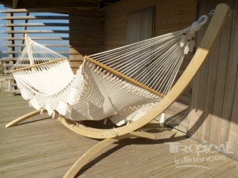 Maya King hammock stand + Nica XL hammock in ecru