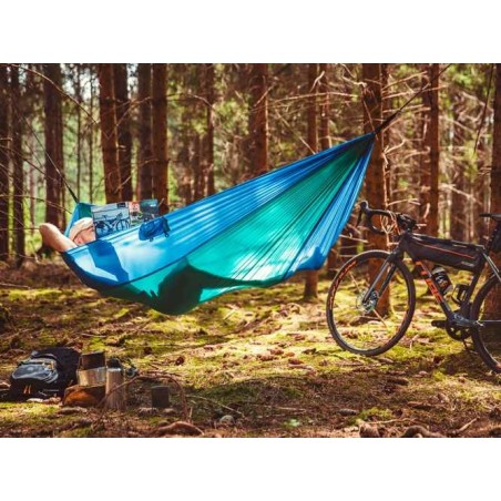 Adventure traveler bleu