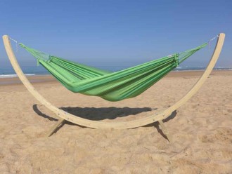 Hamac sur pied vert